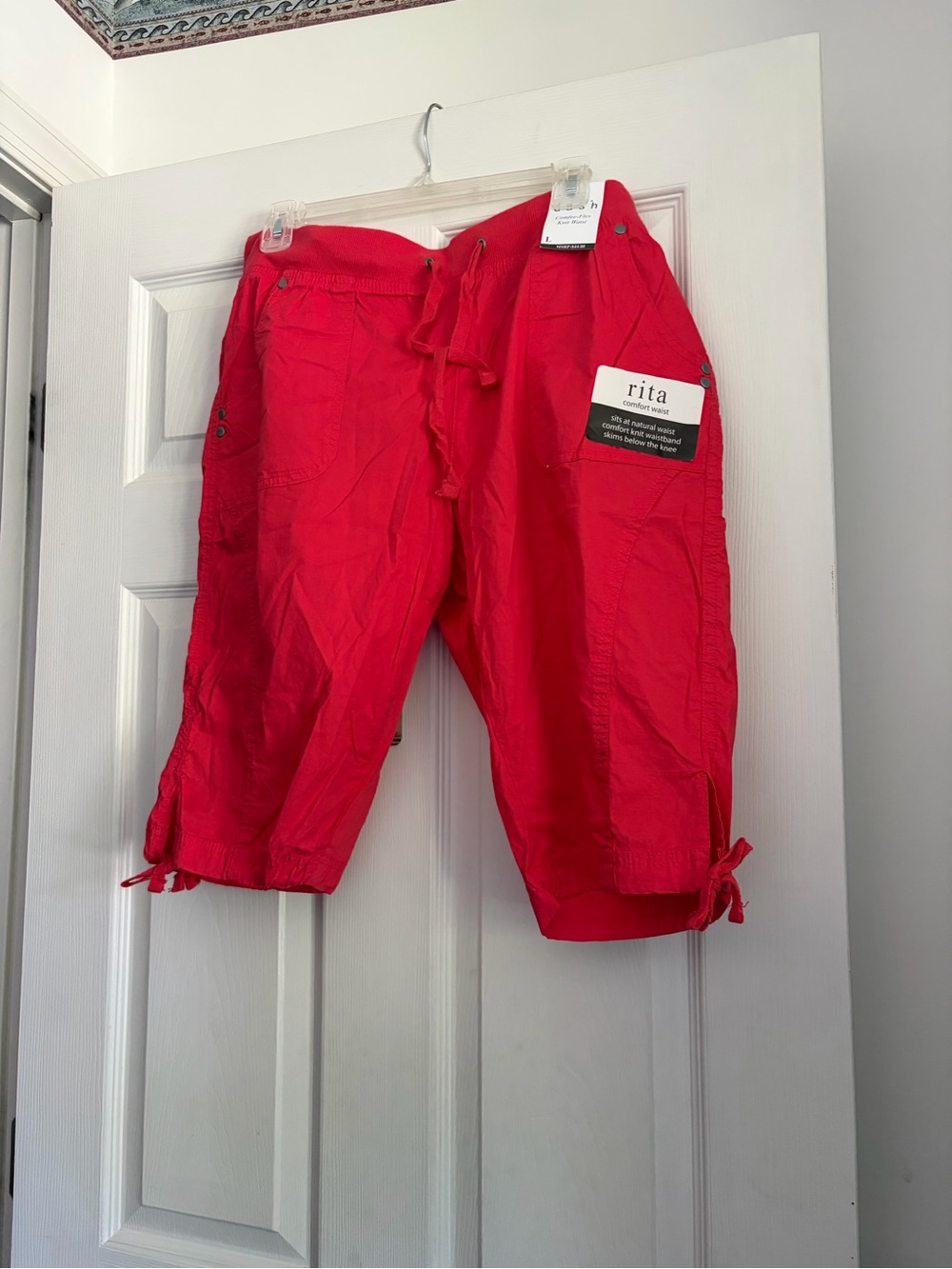 Bright Red Women's Cargo Capris - nwt